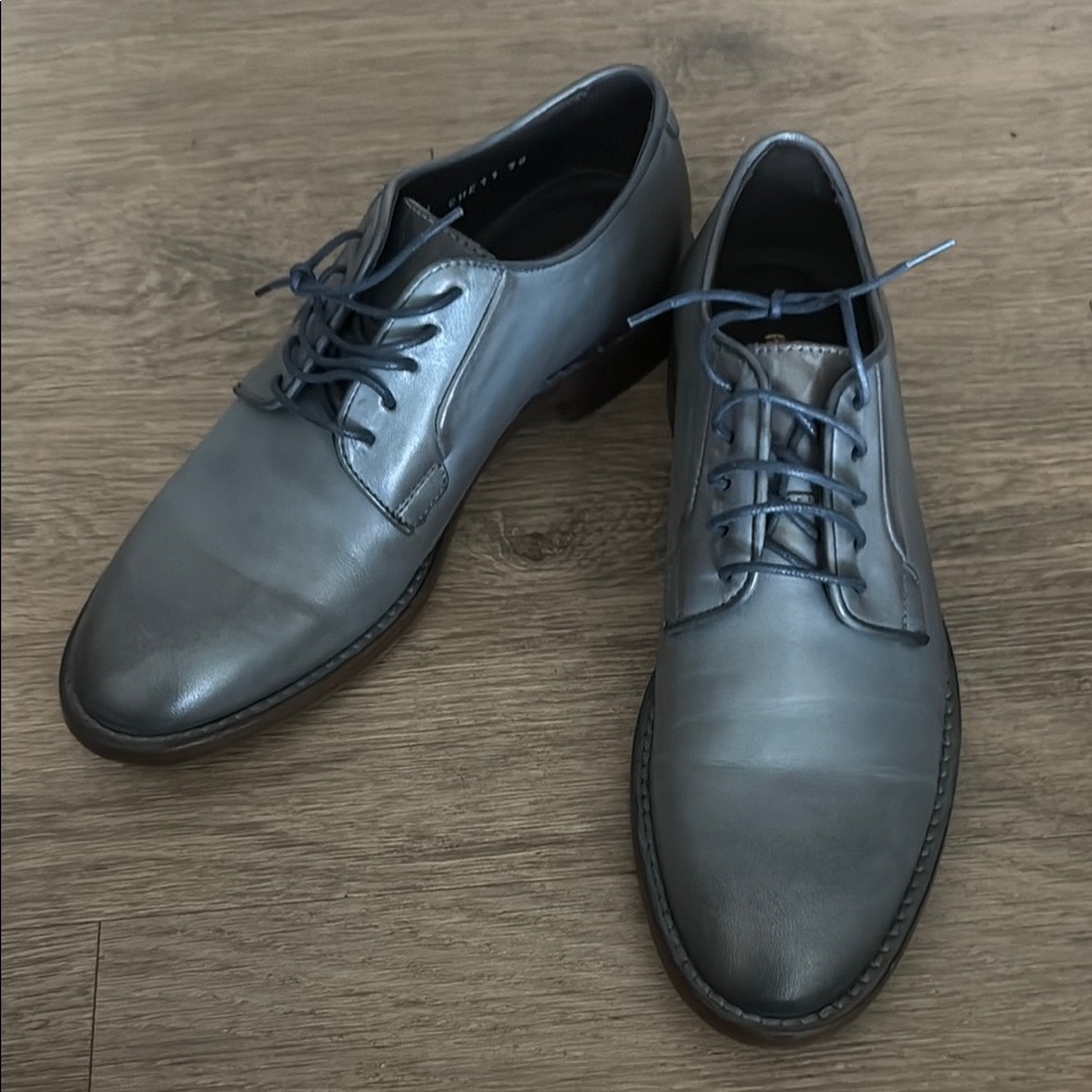 Paul Smith Leather Flats Timeless Elegance-US 7.5 (EU38)